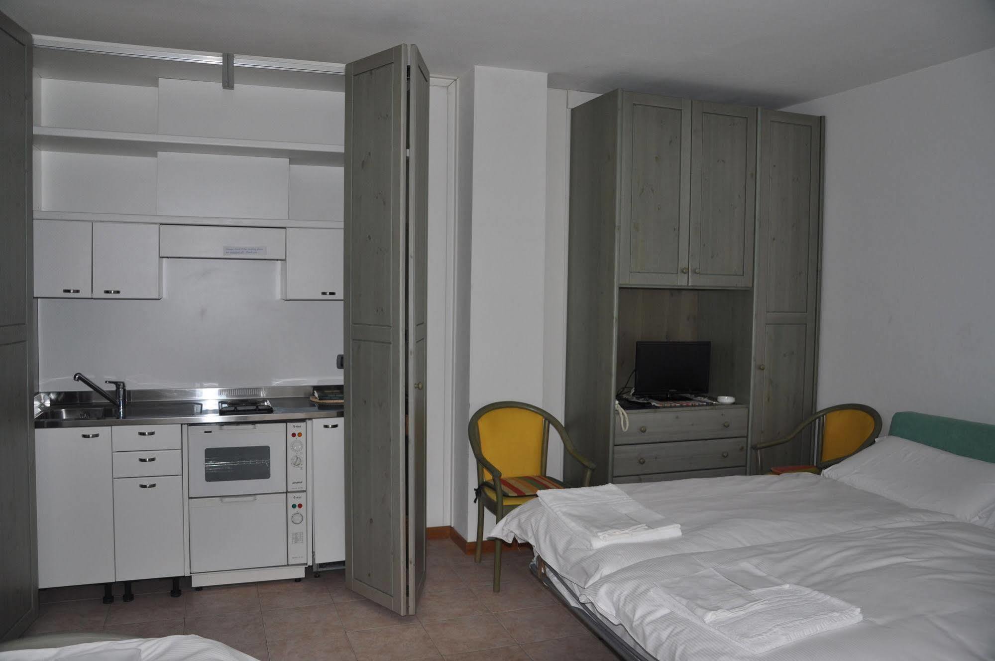 Residence Hotel Biancaneve Aprica Exterior foto